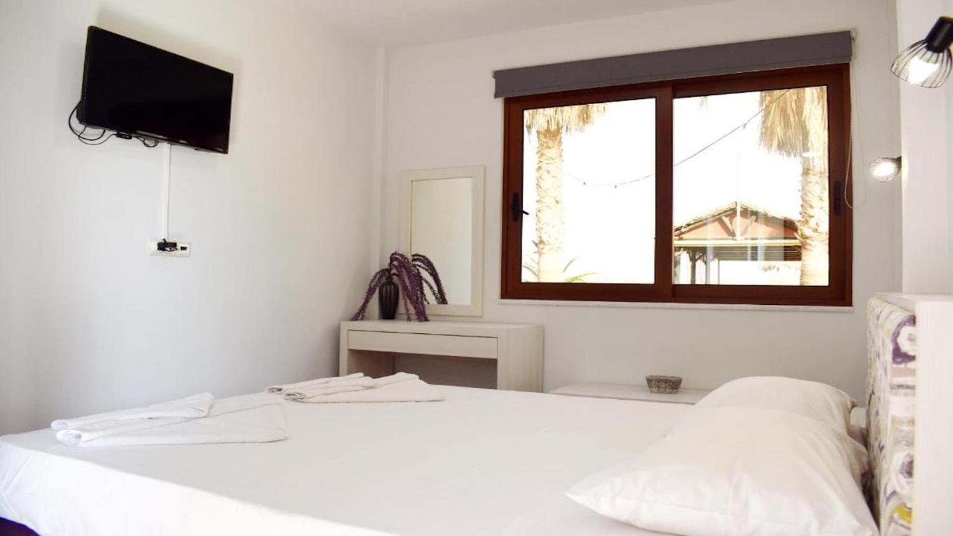 La Palma Beachfront Suites Georgioupoli Eksteriør billede