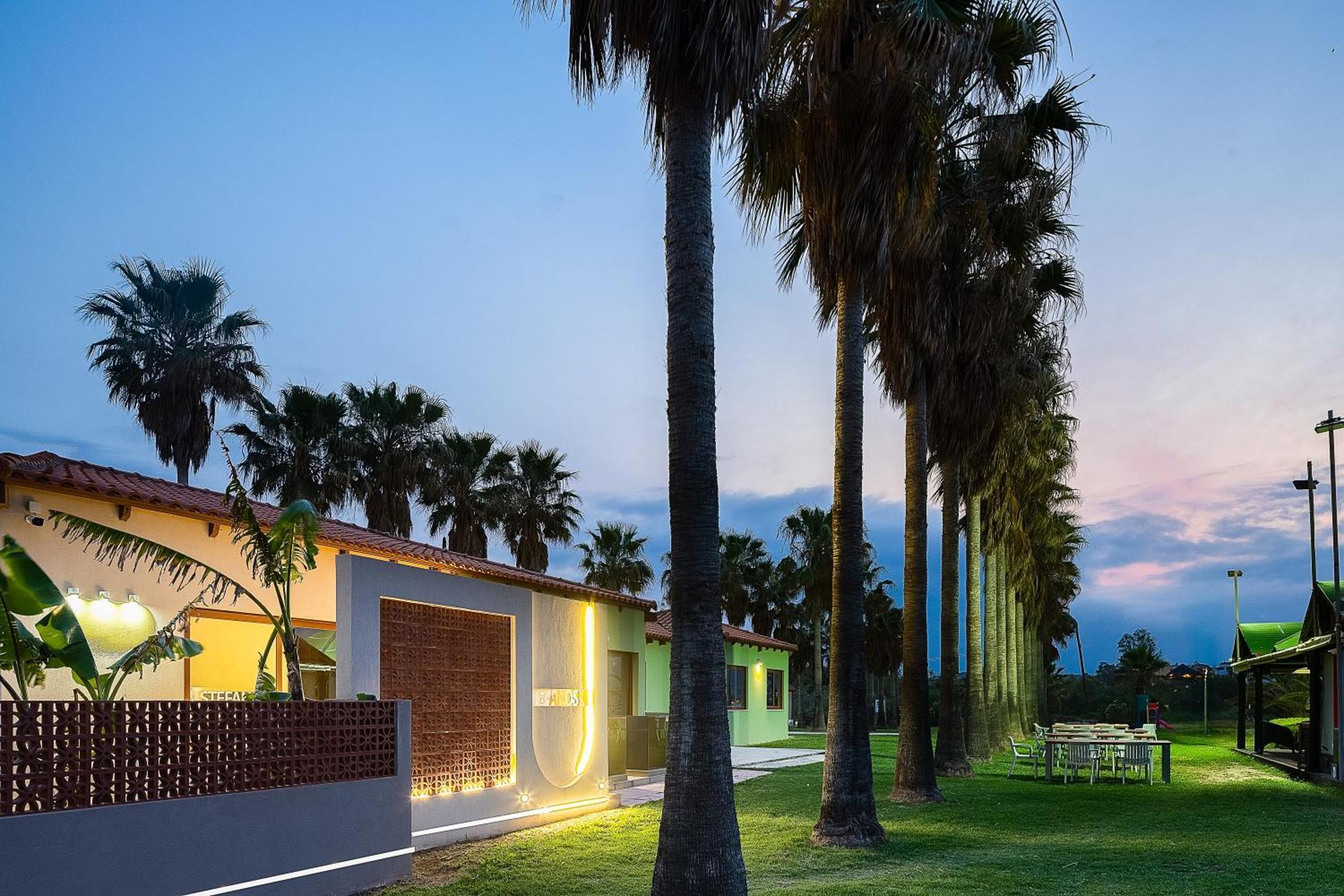 La Palma Beachfront Suites Georgioupoli Eksteriør billede