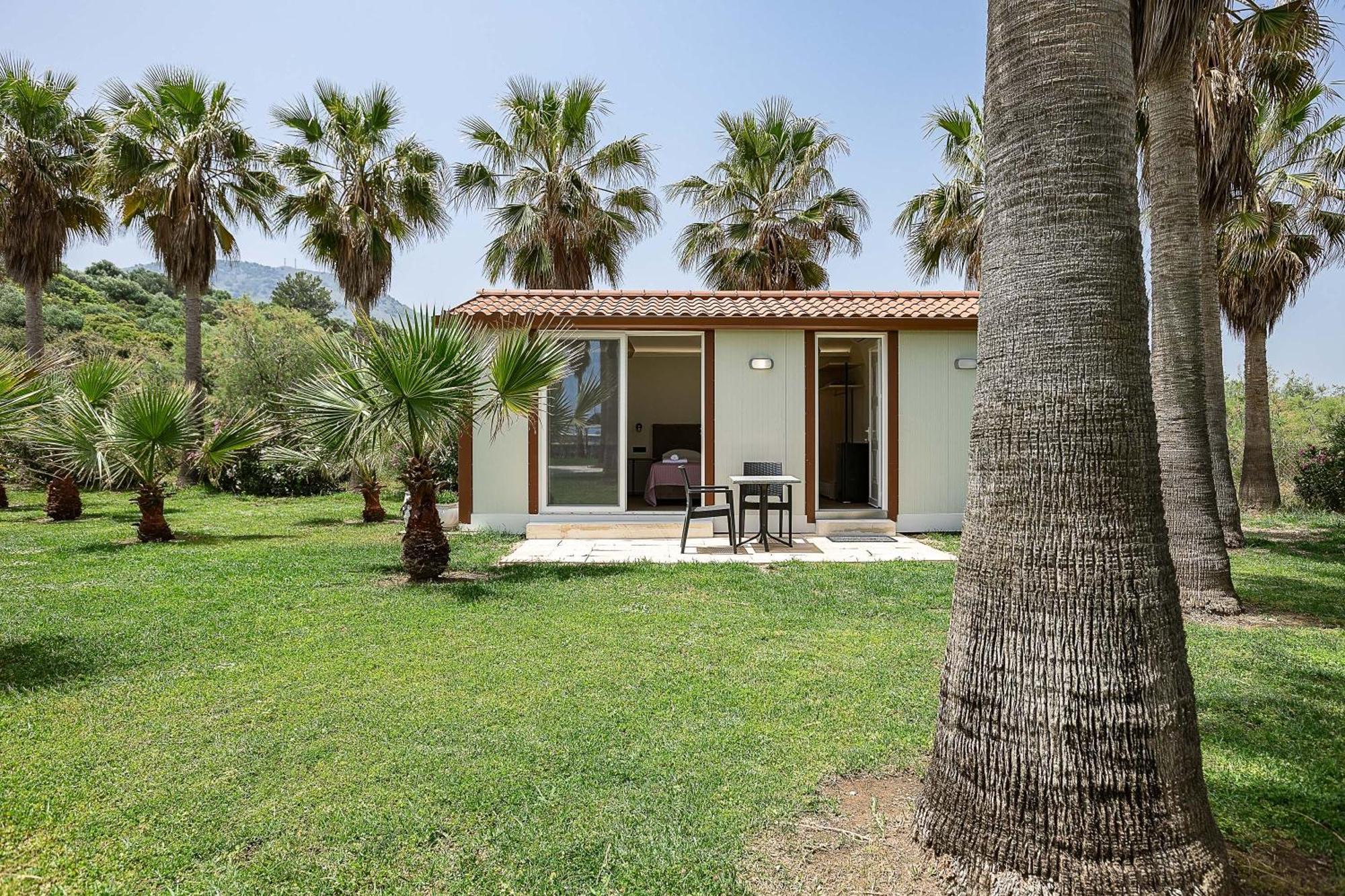 La Palma Beachfront Suites Georgioupoli Eksteriør billede