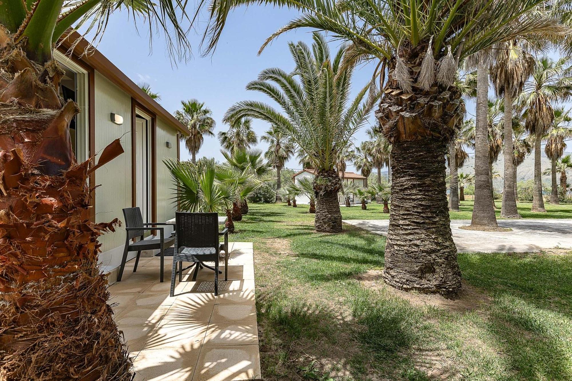 La Palma Beachfront Suites Georgioupoli Eksteriør billede