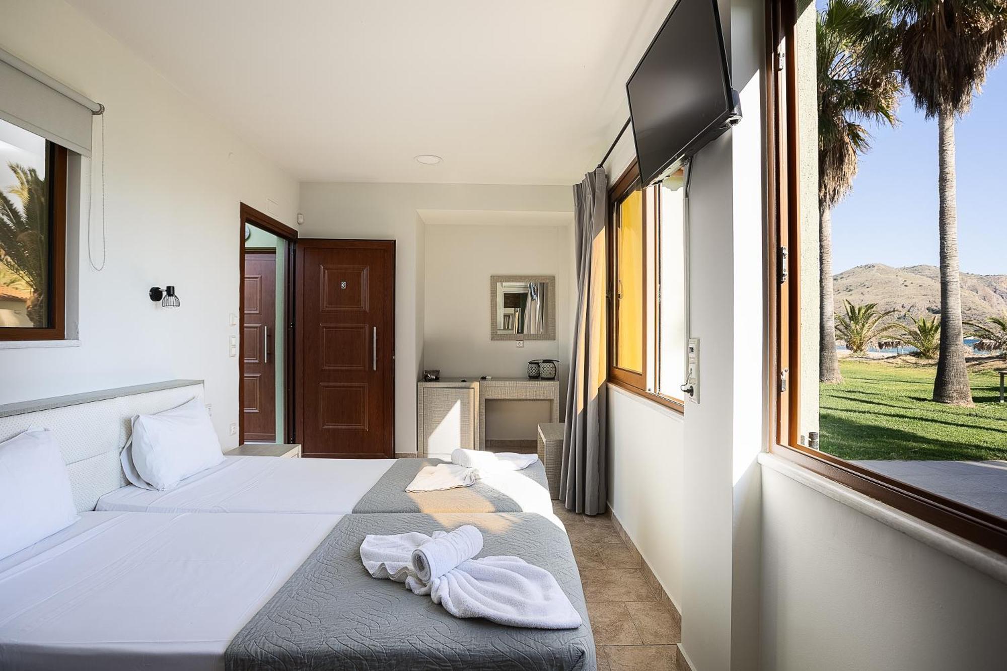 La Palma Beachfront Suites Georgioupoli Eksteriør billede